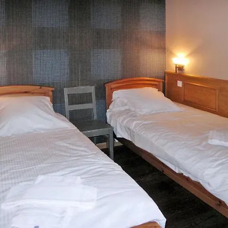Sleeps 8 Wifi
